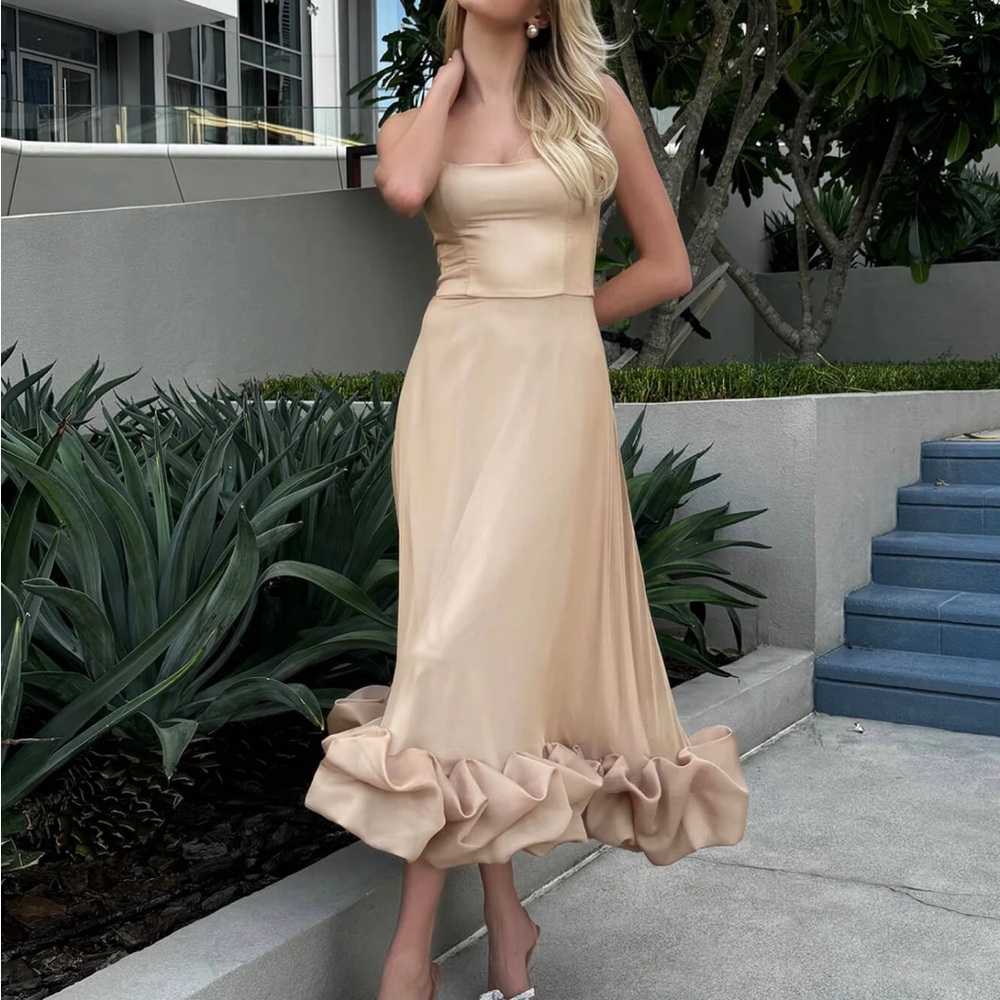 Post Meridiem Flounce Bustier Midi Dress in Gold, Size XXS - Picture 7 of 9